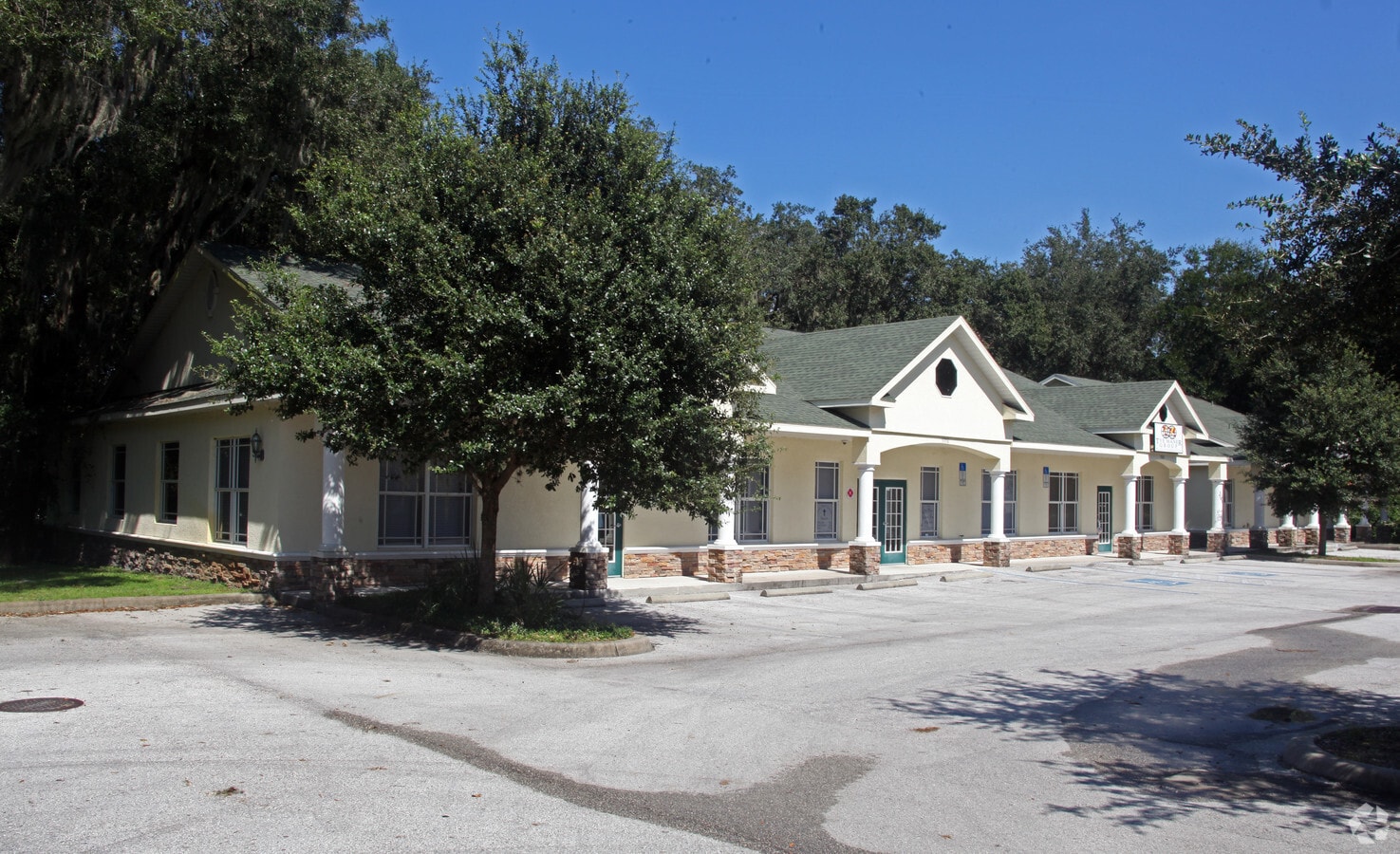 9360 Balm Riverview Rd, Riverview, FL 33569