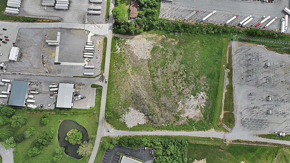 14224 Hickory Creek Rd, Lenoir City, TN 37771