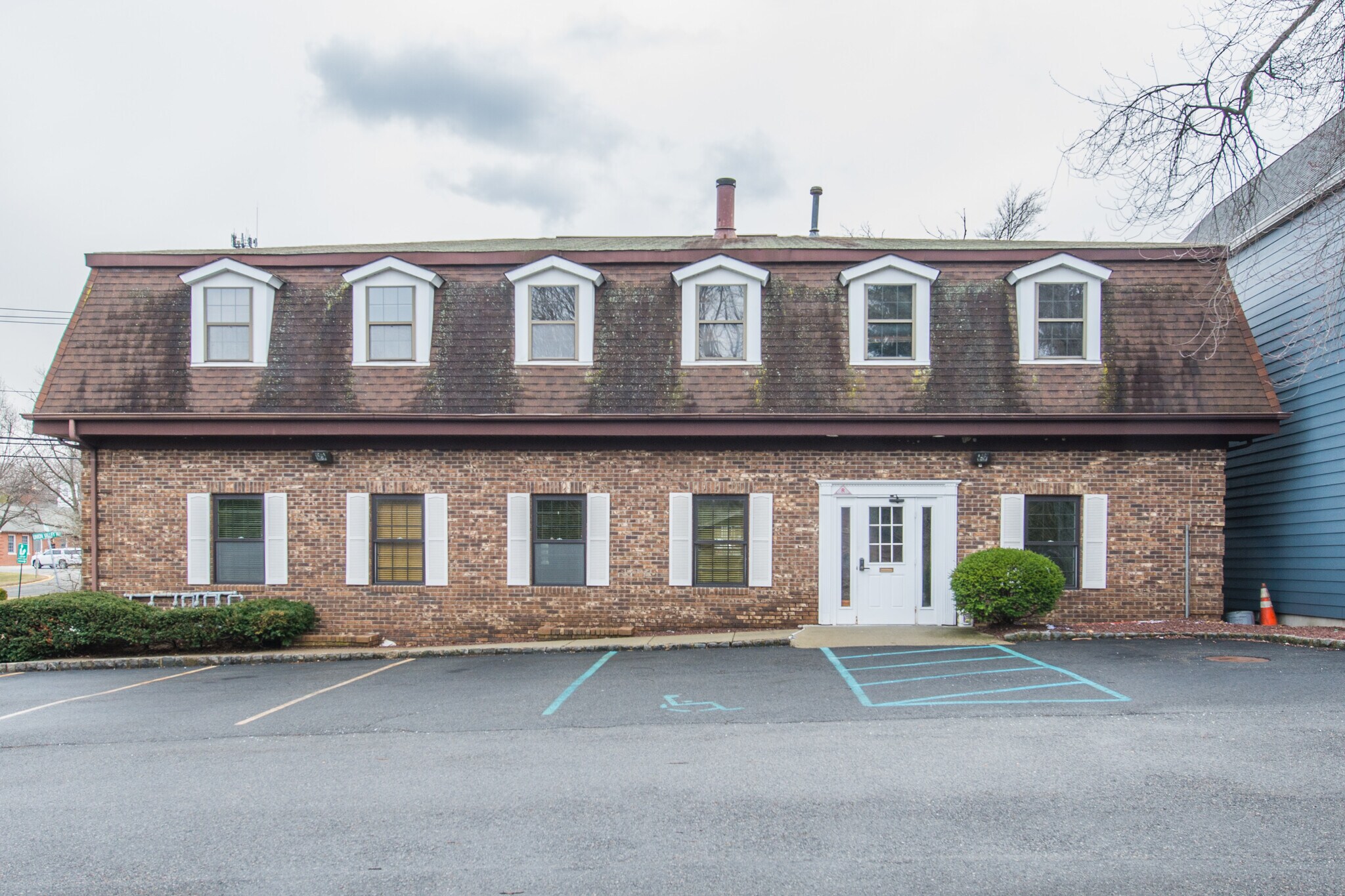 1467 Union Valley Rd, West Milford, NJ 07480