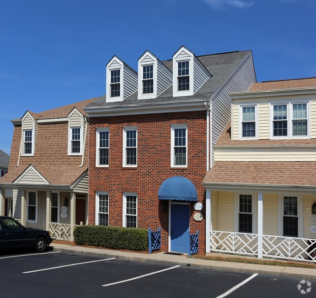 1310 Ashley Sq, WinstonSalem, NC 27103