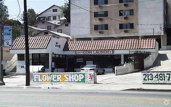 1316 W Sunset Blvd, Los Angeles, CA for lease - Building Photo - Image 2 of 7