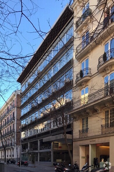 Calle de Jorge Juan, 30, Madrid, Madrid for lease - Building Photo - Image 3 of 3