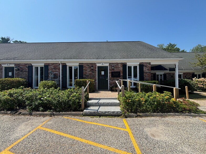 10 Forest Falls Dr, Yarmouth, ME for lease - Building Photo - Image 1 of 9