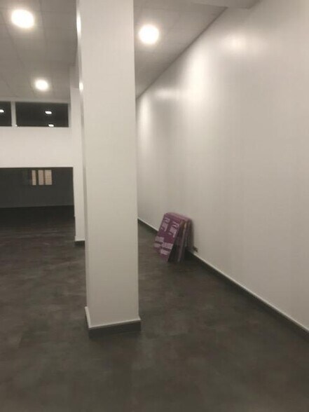 2 Avenue Anatole France, Nancy for lease - Interior Photo - Image 3 of 26