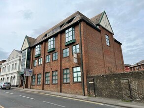 4 Tonbridge Rd, Maidstone for lease Building Photo- Image 2 of 9