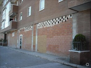 Retail in Alcalá De Henares, MAD for lease Interior Photo- Image 2 of 3