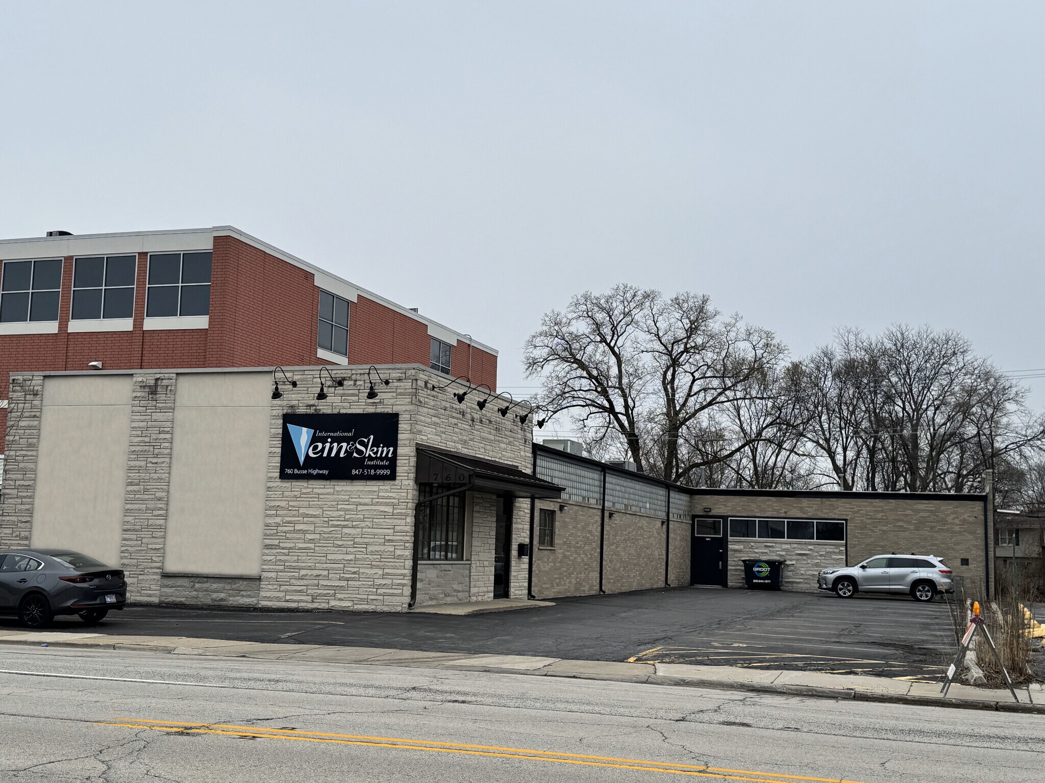 760 Busse Hwy, Park Ridge, IL for lease Building Photo- Image 1 of 13