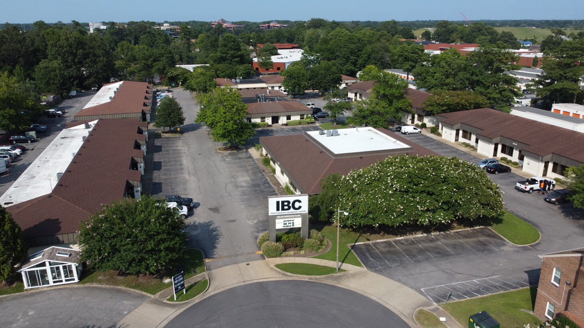 404 Investors Pl, Virginia Beach, VA for lease Building Photo- Image 1 of 5