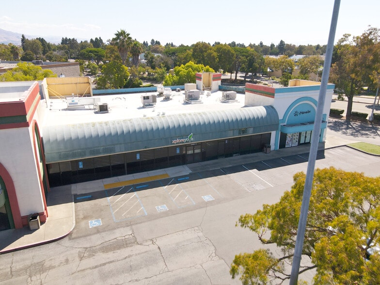 5900-5980 Newpark Mall Rd, Newark, CA for lease - Building Photo - Image 2 of 5