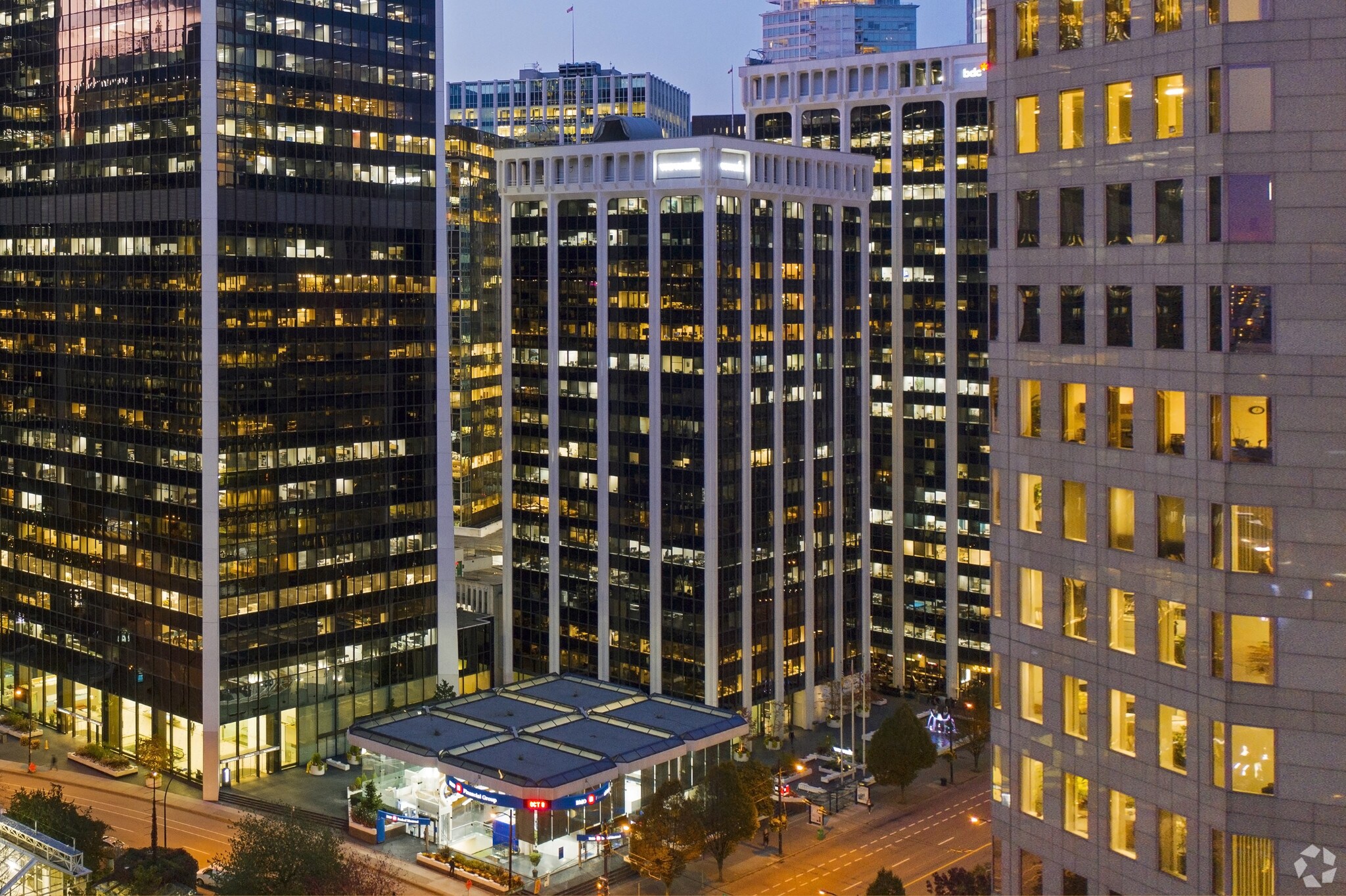 555 Burrard St, Vancouver, BC V7X