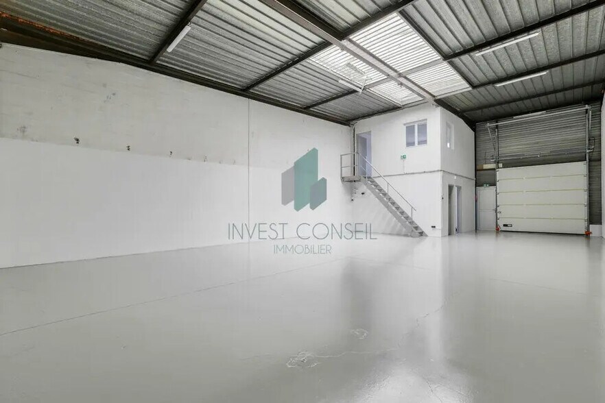 Flex in SAINT-OUEN-L'AUMONE for lease - Building Photo - Image 3 of 43