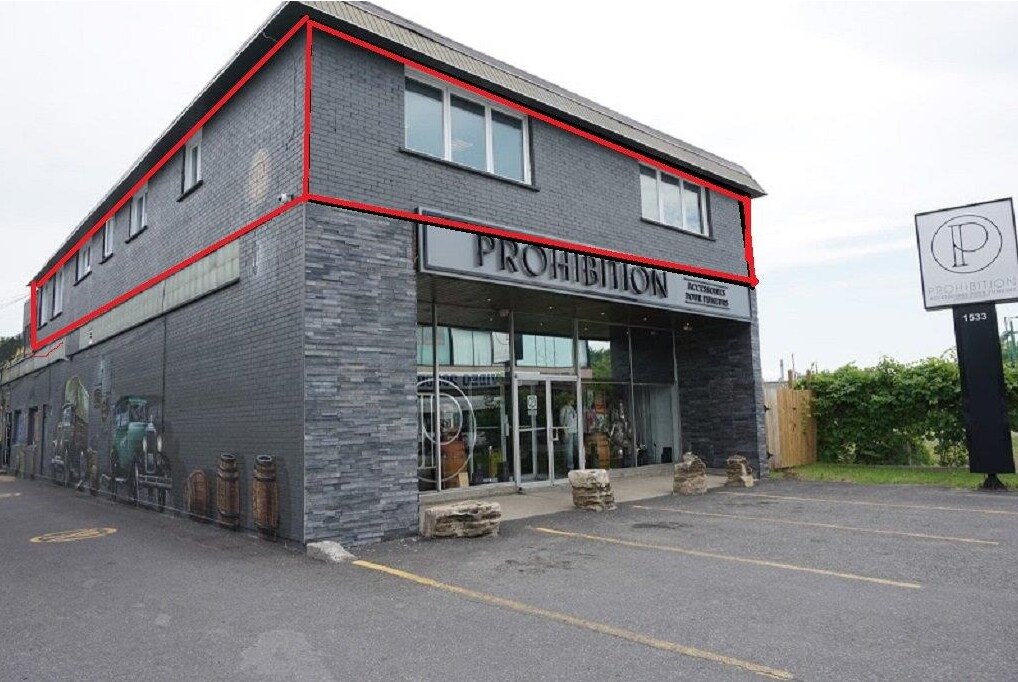 1533-1535 Boul Curé-Labelle, Laval, QC for sale Primary Photo- Image 1 of 1