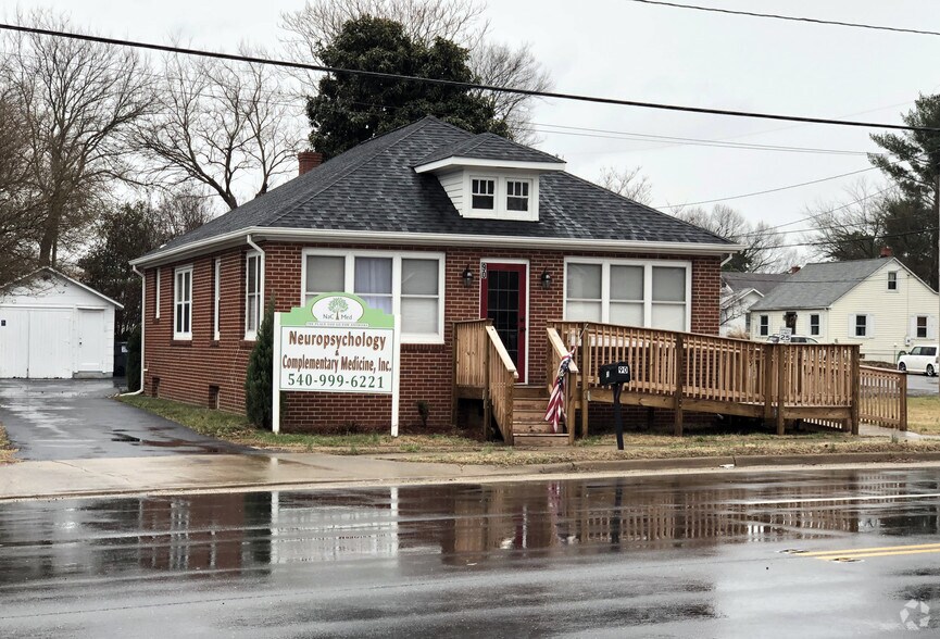 90 Chatham Heights Rd, Fredericksburg, VA 22405