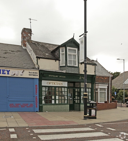 2 St Luke's Ter, Sunderland for sale - Building Photo - Image 2 of 2