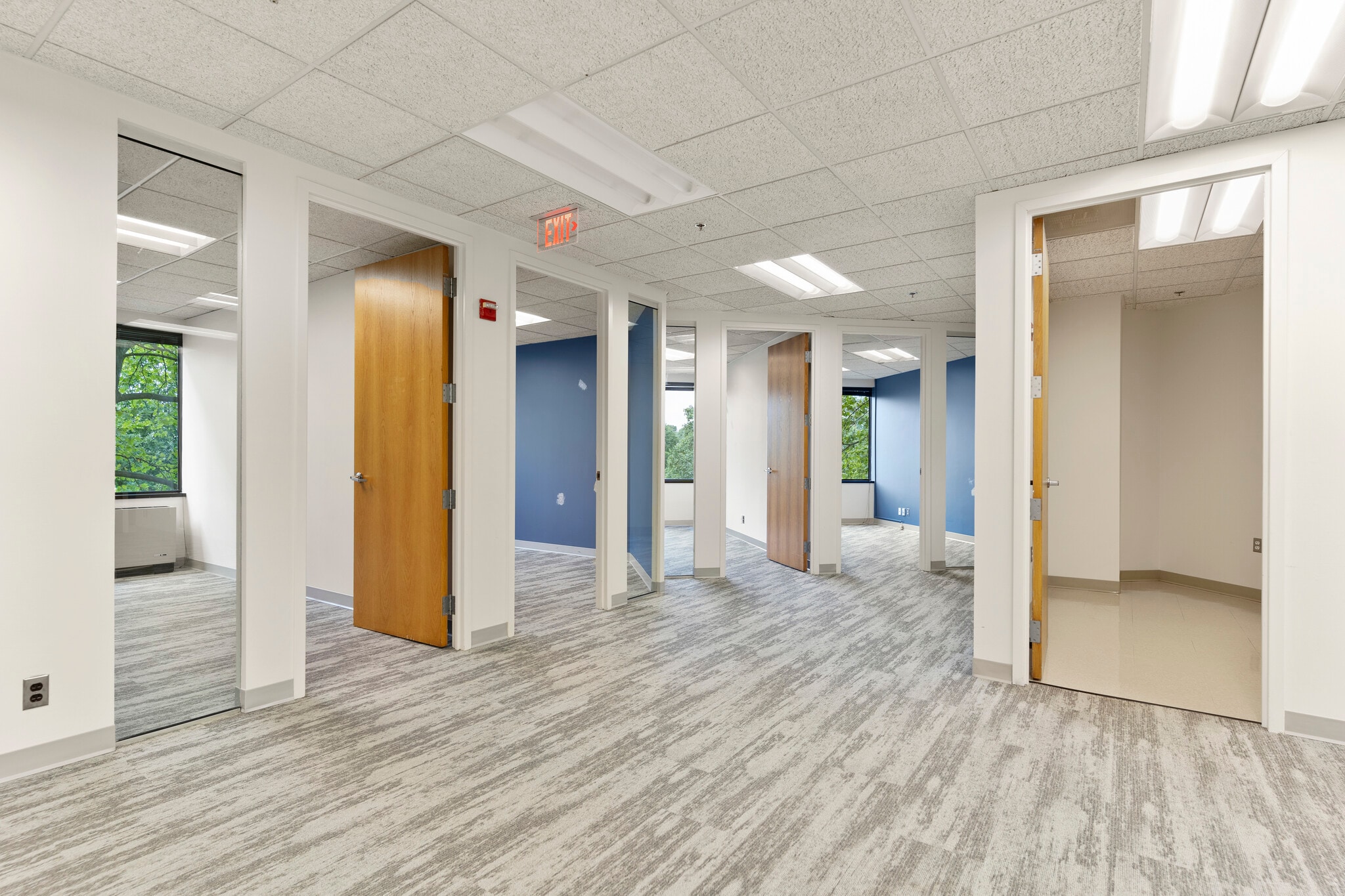 12355 Sunrise Valley Dr, Reston, VA for lease Interior Photo- Image 1 of 5