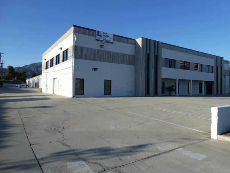 787 W Woodbury Rd, Altadena, CA for lease Interior Photo- Image 1 of 21