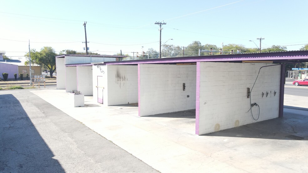 534 S General McMullen Dr, San Antonio, TX for sale - Building Photo - Image 3 of 30