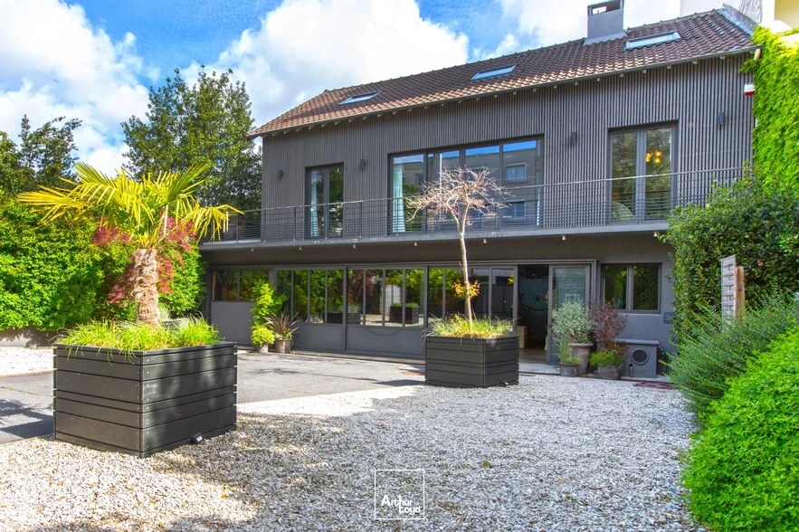 165 Bis Avenue Du 18 Juin 1940, Rueil-Malmaison for sale - Building Photo - Image 2 of 8