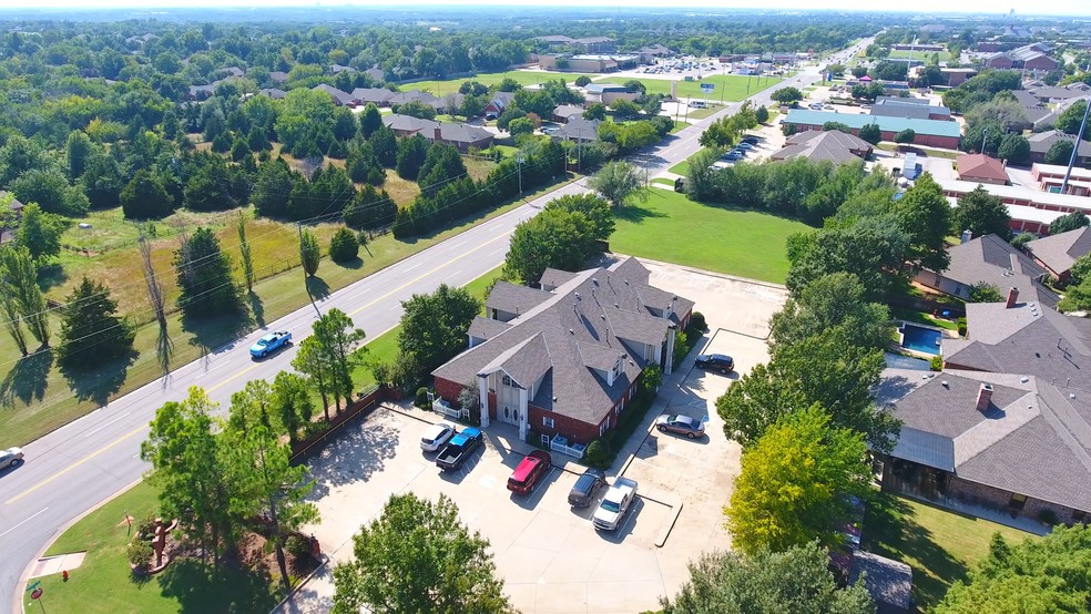 3317 E Memorial, Edmond, OK for lease - Aerial - Image 2 of 2