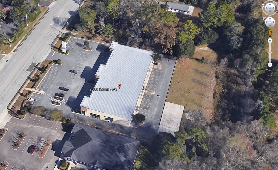 2386 Dunn Ave, Jacksonville, FL for lease - Building Photo - Image 2 of 3