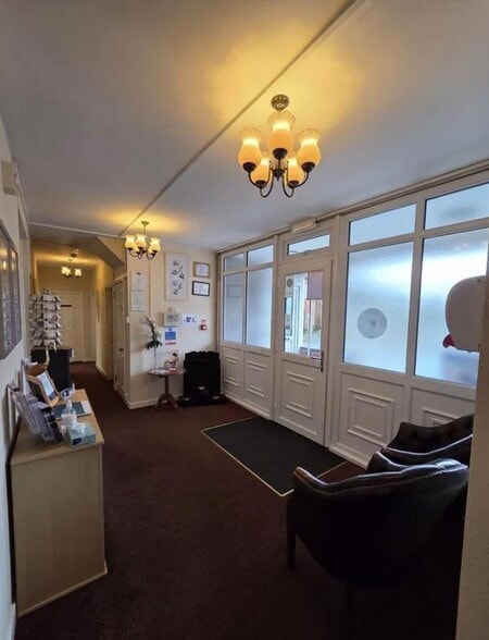 108 Three Shires Oak Rd, Smethwick for sale - Building Photo - Image 2 of 12