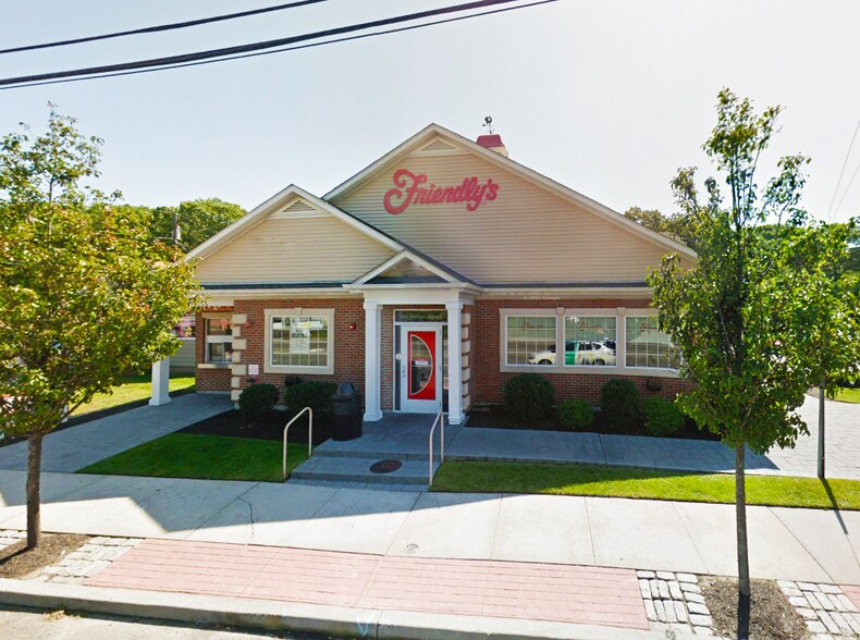 940 Montauk Hwy, Shirley, NY for sale - Building Photo - Image 1 of 1