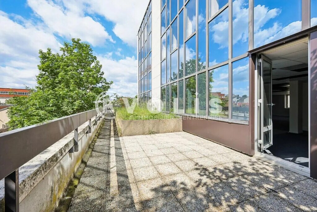 Location Bureaux 133 m² à 2 721 m² - Photo 1