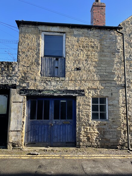 11-21 Market Pl, Wetherby for sale - Building Photo - Image 3 of 3