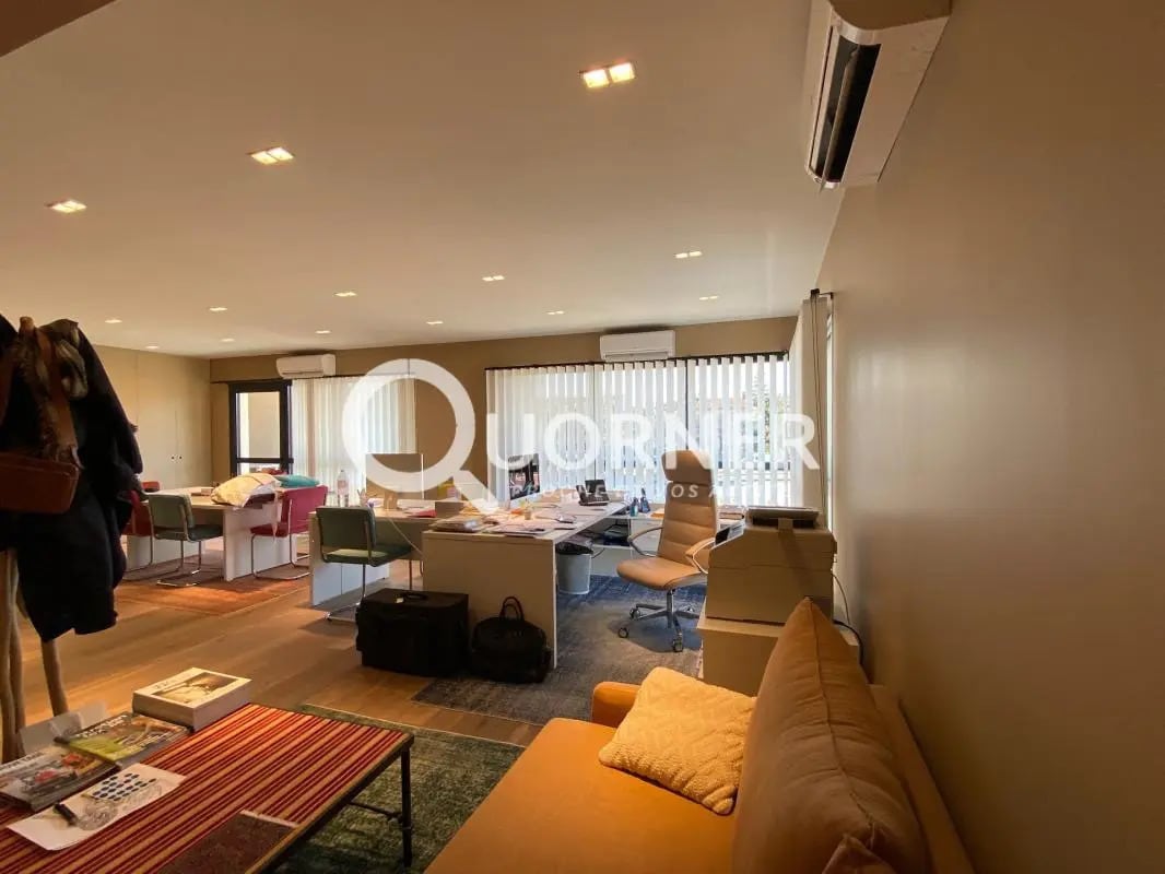 Retail in Puget-sur-Argens for lease Interior Photo- Image 1 of 6