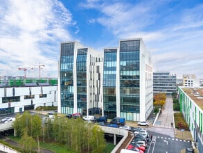 5 Rue Simone Veil, Vénissieux, RHO - AERIAL map view