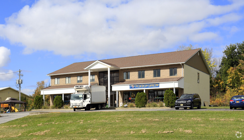 2 Industrial Dr, Goshen, NY for sale - Primary Photo - Image 1 of 1