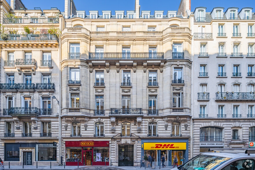 30 Rue La Boétie, Paris for lease - Building Photo - Image 1 of 8