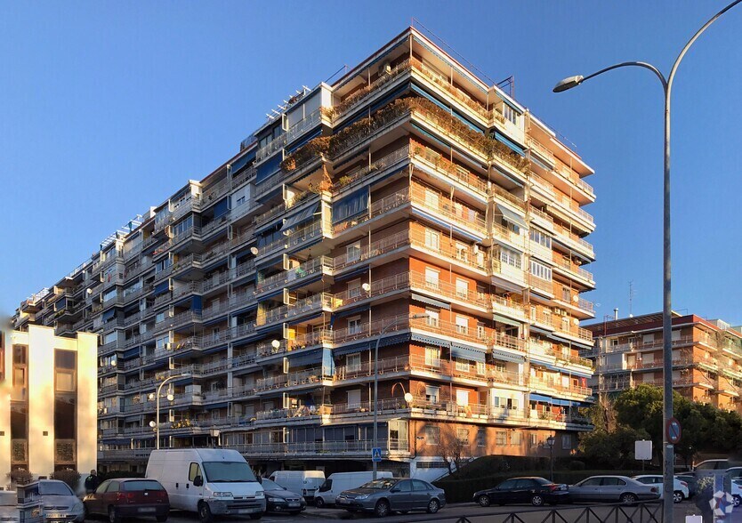 in Alcorcón, Madrid for sale - Building Photo - Image 1 of 1