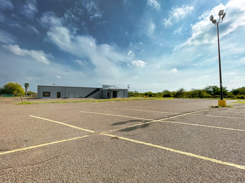 204 Elida St, Palmhurst, TX for sale - Primary Photo - Image 1 of 1