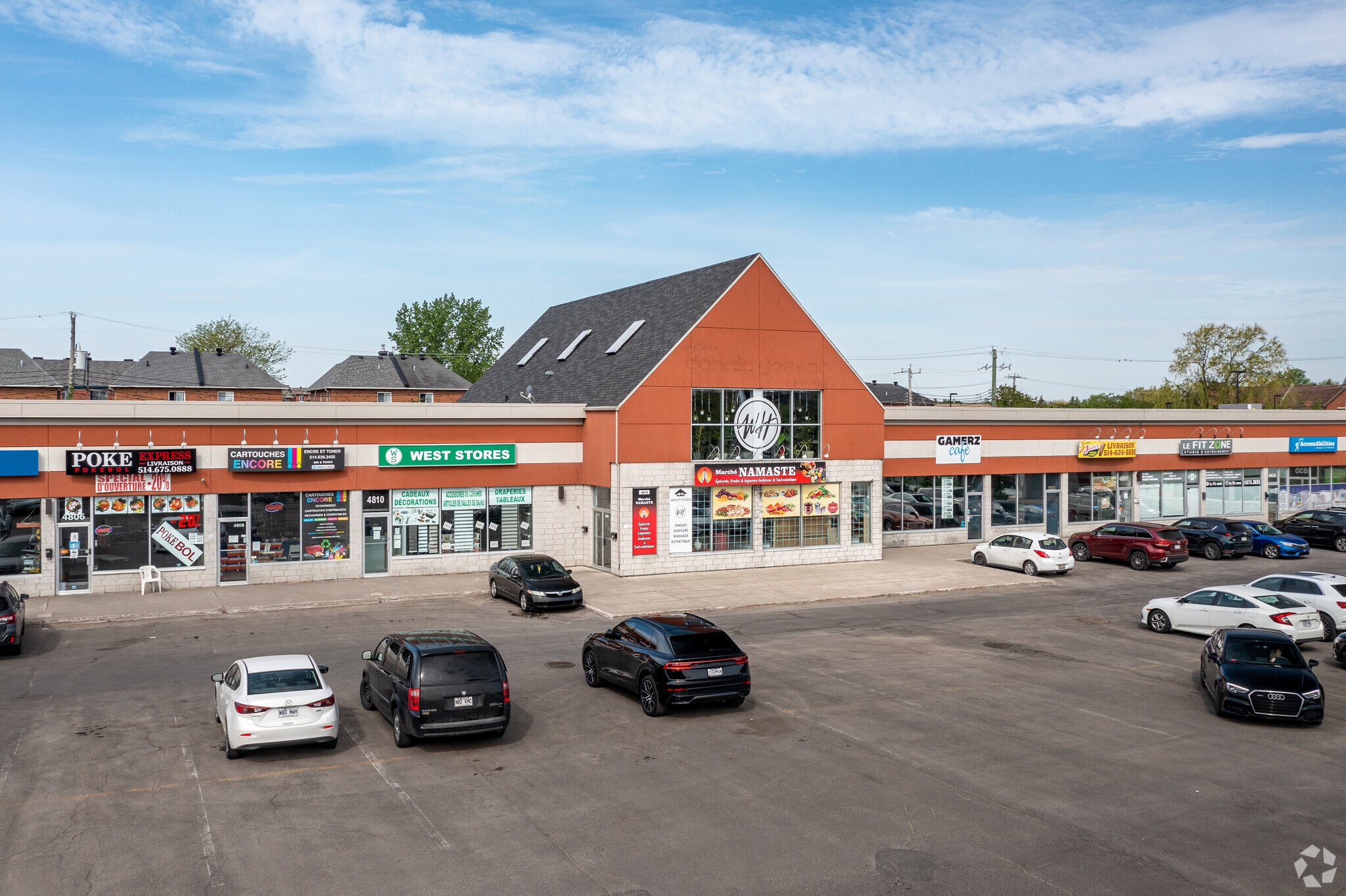4798 Boul St-Jean, Montréal, QC for lease Primary Photo- Image 1 of 4