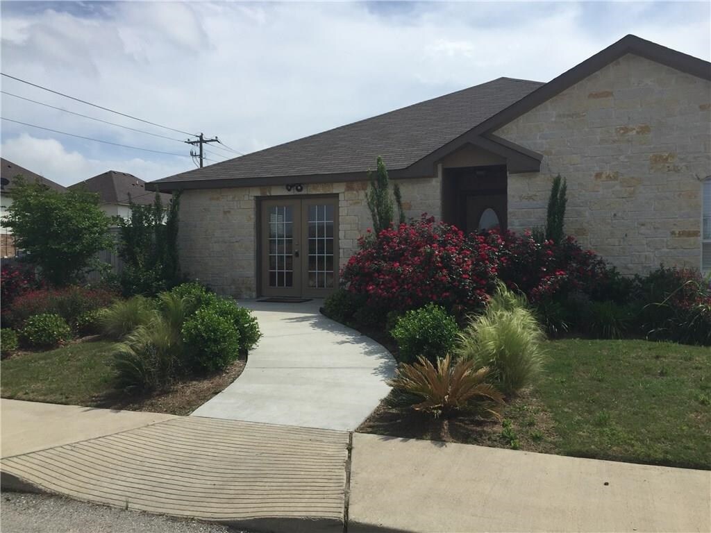 312 Sonterra Blvd, Jarrell, TX 76537