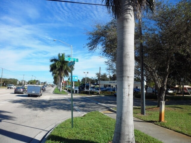 4800 N Federal Hwy, Lighthouse Point, FL for sale - Building Photo - Image 2 of 11