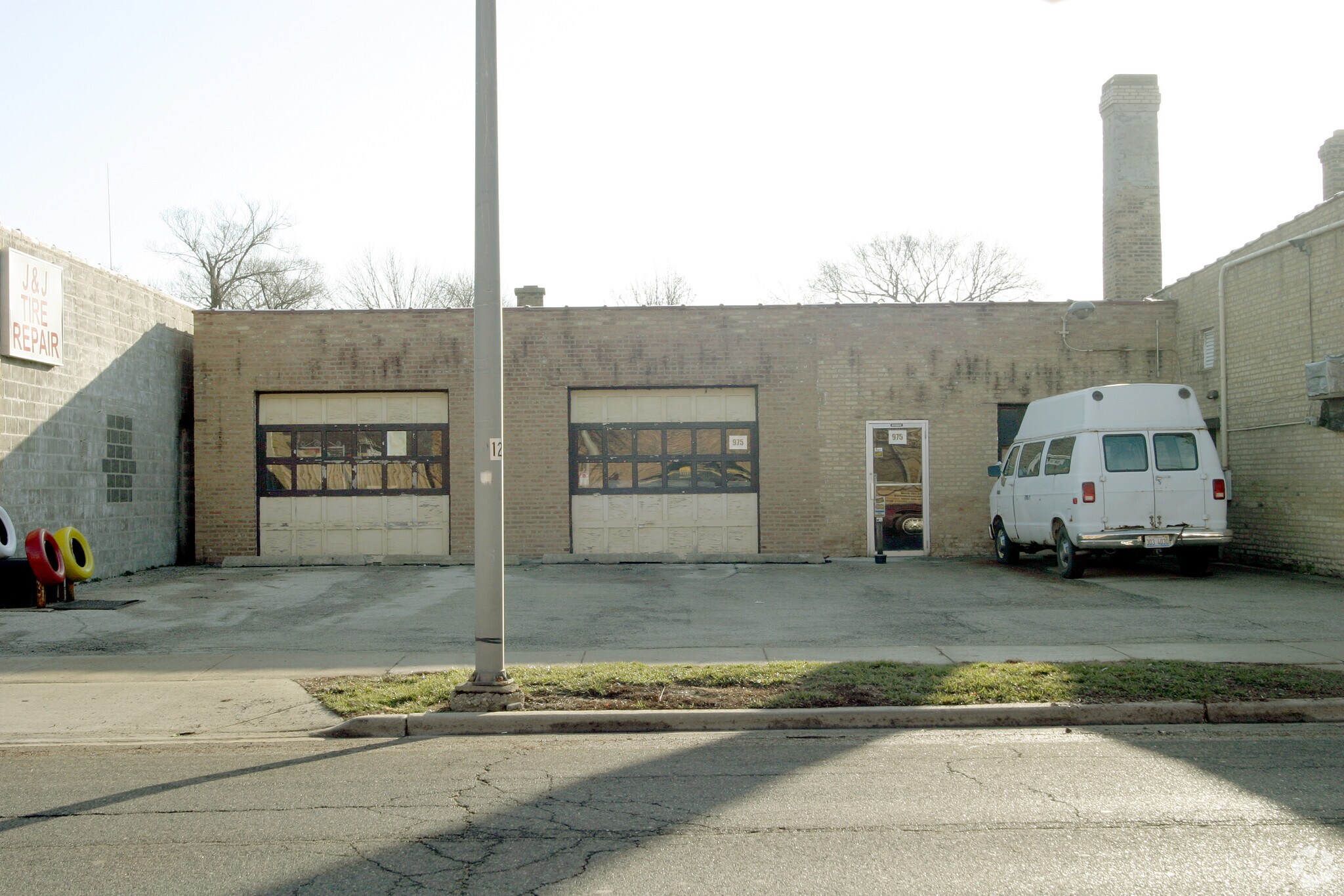 975 Lee St, Des Plaines, IL for sale Primary Photo- Image 1 of 2