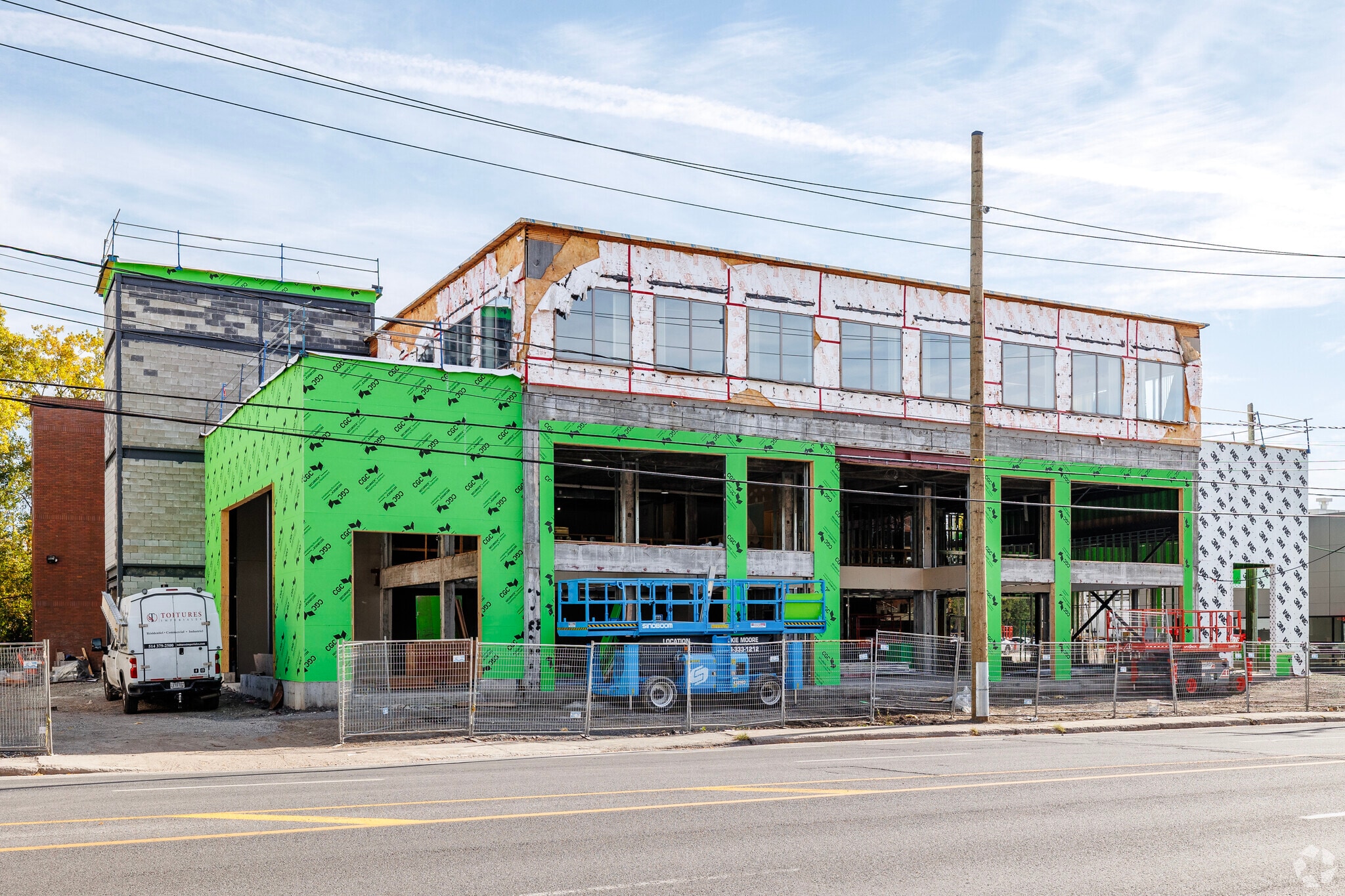 3400 Rue Jean-Talon O O, Montréal, QC for sale Primary Photo- Image 1 of 1