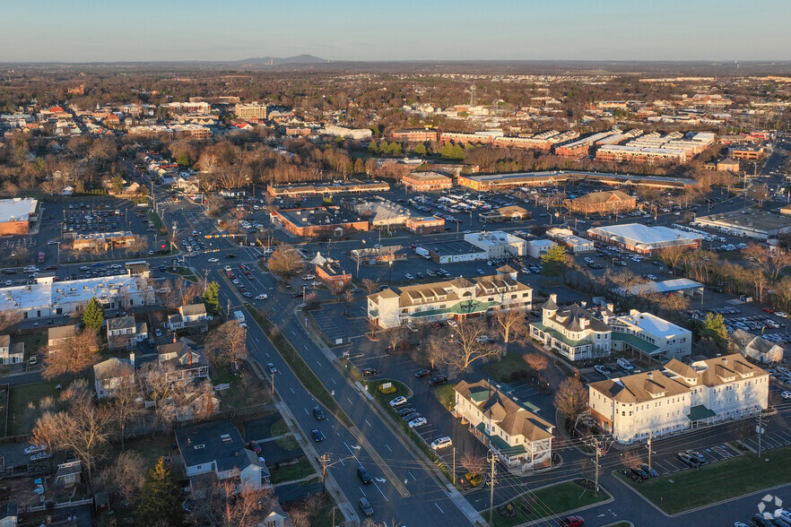 604 S King St, Leesburg, VA for sale - Aerial - Image 3 of 22