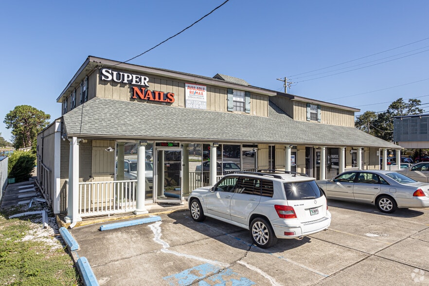 1949-1955 Veterans Memorial Blvd, Metairie, LA for lease - Building Photo - Image 2 of 15