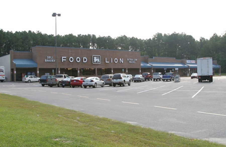 200-220 W NC Highway 24, Roseboro, NC for sale - Primary Photo - Image 1 of 1