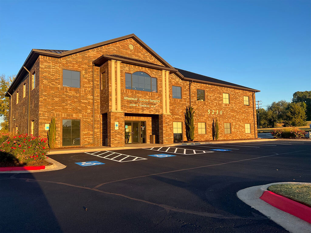 5230 Willow Creek Dr, Springdale, AR for lease Building Photo- Image 1 of 17