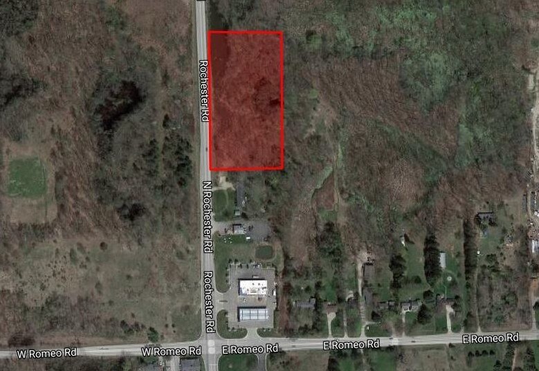 Rochester Rd, Leonard, MI 48367