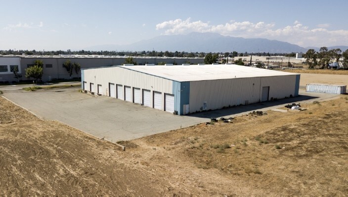 2365 S Lilac Ave, Bloomington, CA 92316 | LoopNet.com