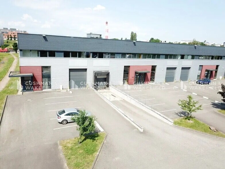 Flex in Strasbourg for lease - Building Photo - Image 1 of 5