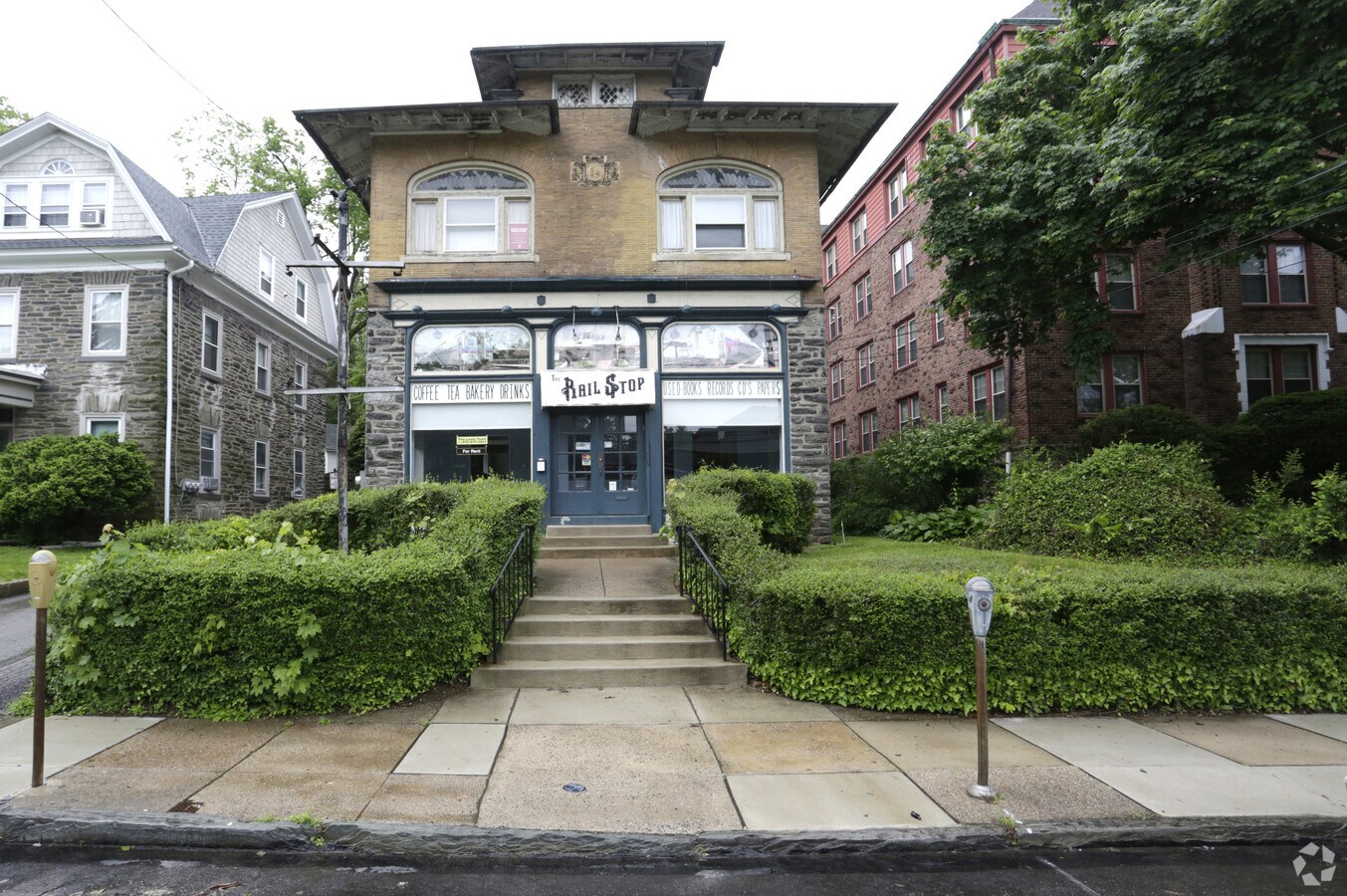 7870 Spring Ave, Elkins Park, PA 19027