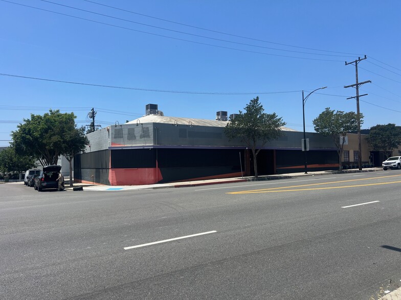 2601 N San Fernando Blvd, Burbank, CA for lease - Building Photo - Image 2 of 10