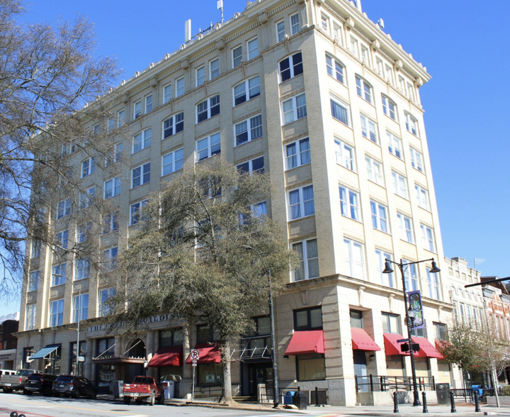 220 College Ave, Athens, GA for lease - Building Photo - Image 1 of 6