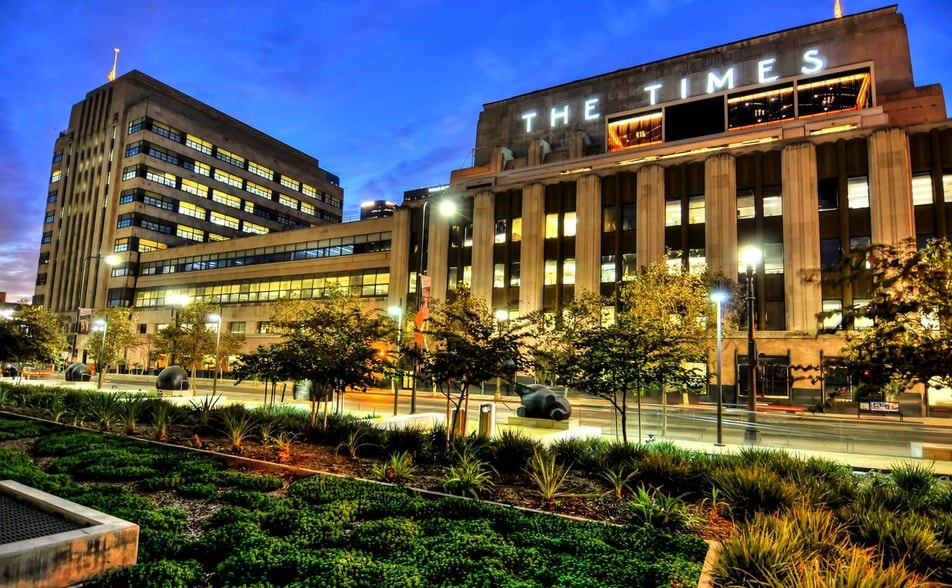 202 W 1st St, Los Angeles, CA for lease - Building Photo - Image 1 of 7